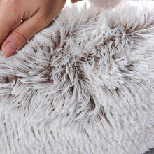 Load image into Gallery viewer, MrFluffyFriend™ - World&#39;s #1 Anxiety Relieving Dog Bed
