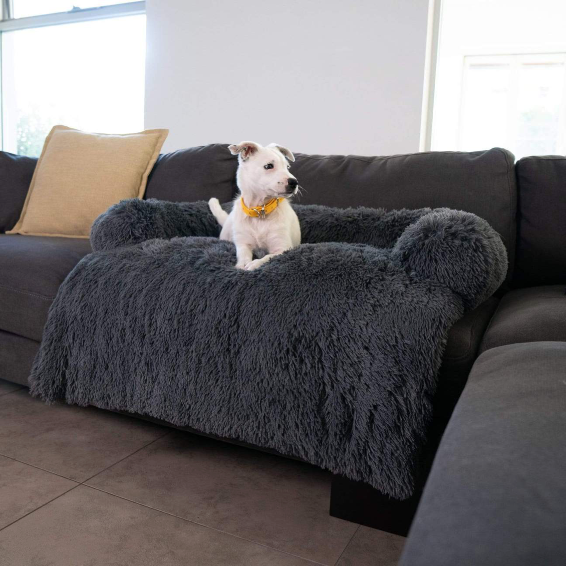 MrFluffyFriend™ - Fluffy Couch Cover for Dogs and Cats